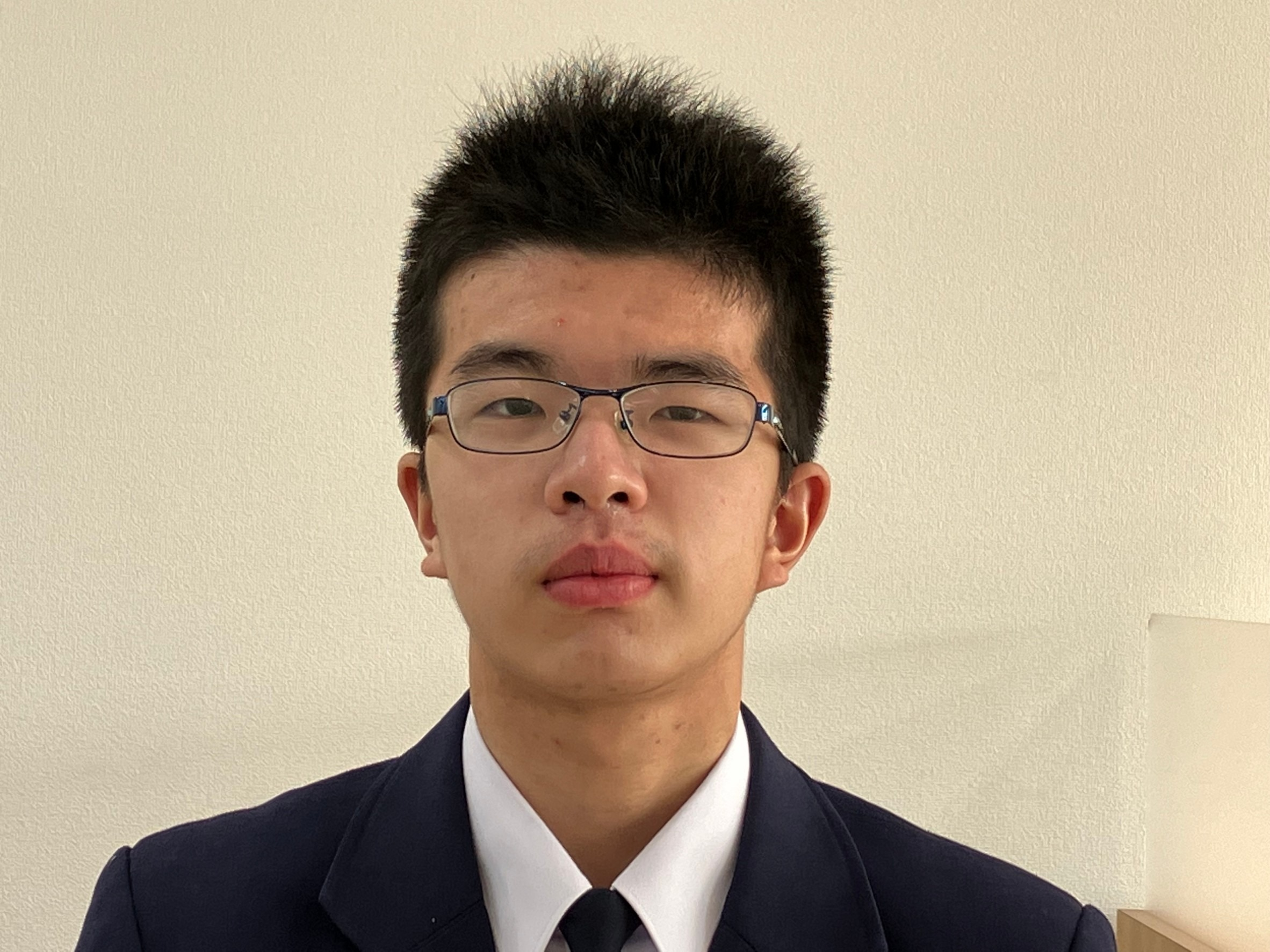 好きだった理科が授業を受けてもっと好きになった。英語と数学が苦手だったが得意に変わり合格できた!