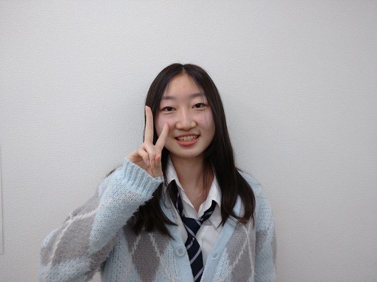 教室に参考書が沢山あったので勉強を効率的に進められました。自習席でもずっと勉強し、志望大学に合格できました。