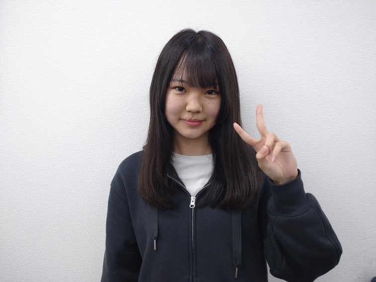 いろいろな先生が話しかけてくれて気軽に通うことができました。丁寧に教えてもらい、わかる所が増え合格できました。
