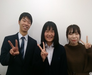 Myトライコース(映像授業)と先生のサポートで薬学部に合格!