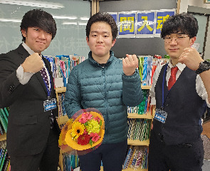 ポイントをわかりやすくまとめてくれたり、試験に出る所の覚え方を詳しく教えてくれる。