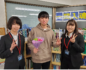自分の分からなかった所をやさしく教えてくれる。
