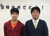 基礎固めに力を入れ、トライだけで合格しました。