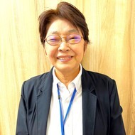間島 明子