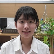 山本実奈 先生