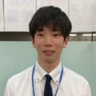 山田 遼 先生