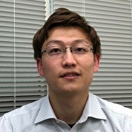 柳岡先生
